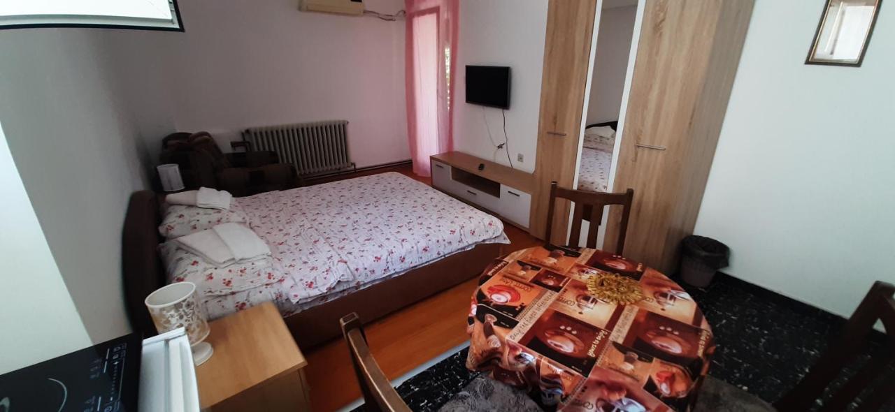 Apartments Nebojsa Soko Banja Luaran gambar