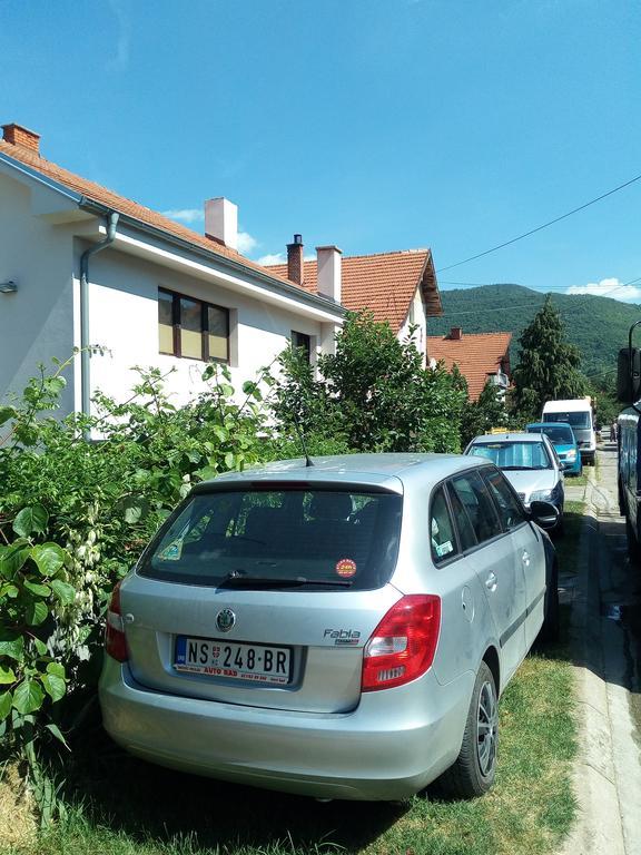 Apartments Nebojsa Soko Banja Luaran gambar